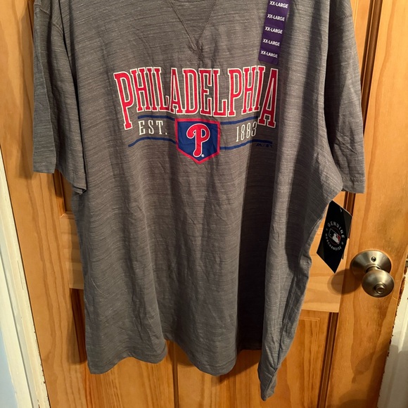 New With Tags, Men’s Philadelphia Phillies T- Shirt Size 2 XL - Picture 5 of 5